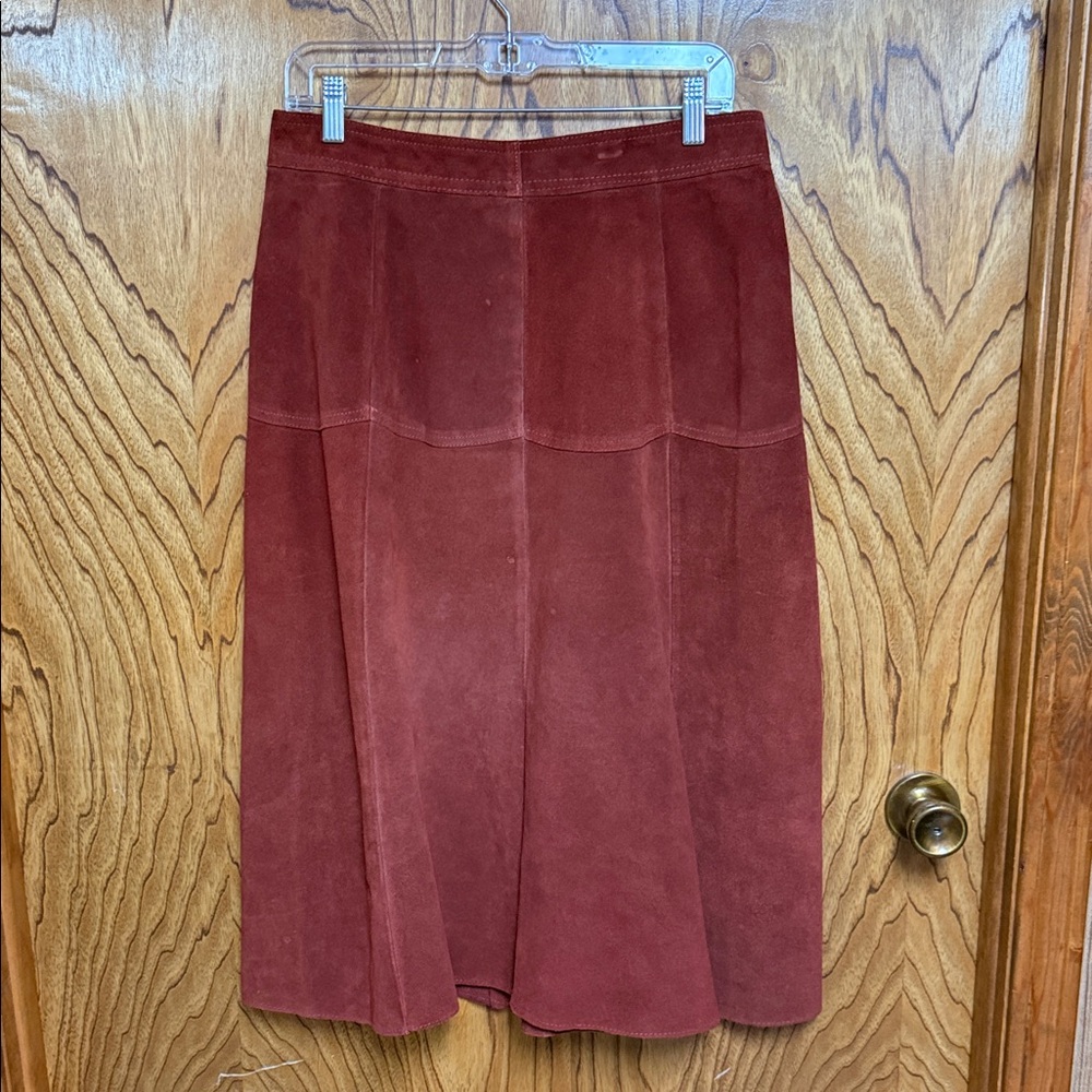 Vintage Rust Button-Front Suede Skirt Size 6. - Picture 6 of 6